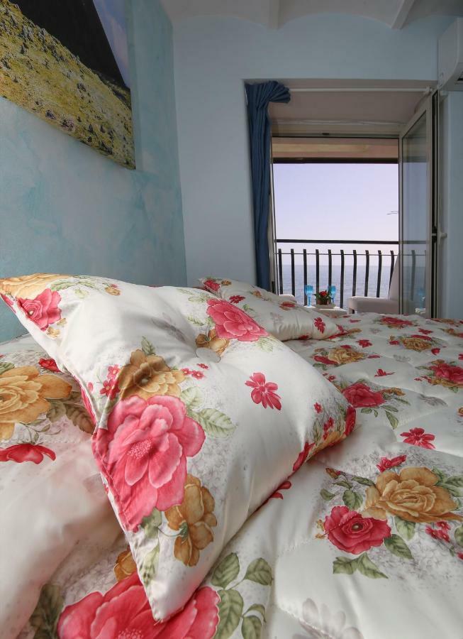 Ferienwohnung Taorminaxos Giardini-Naxos Exterior foto